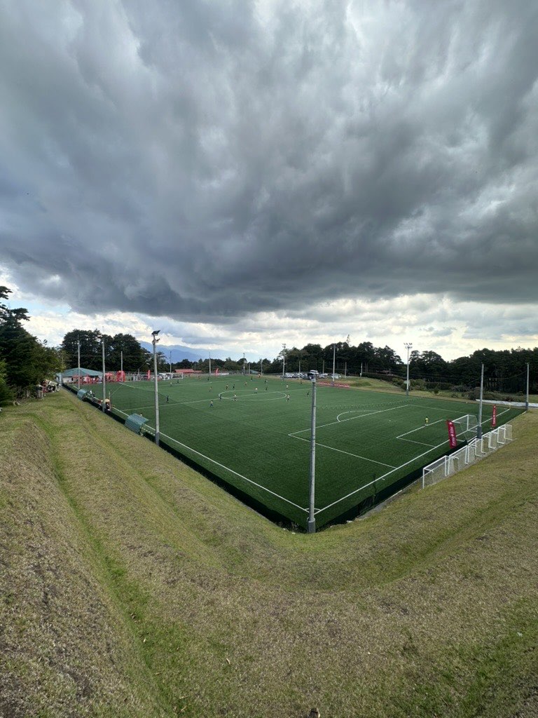 Cancha Montaña de Piedra, vista de esquina